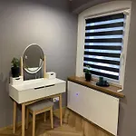 Rose Valley Dwa Zero Apartment Szczytna