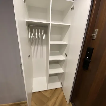 Rose Valley Dwa Zero * Szczytna