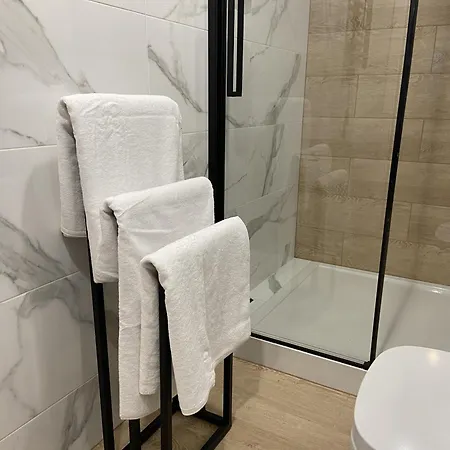 Rose Valley Dwa Zero